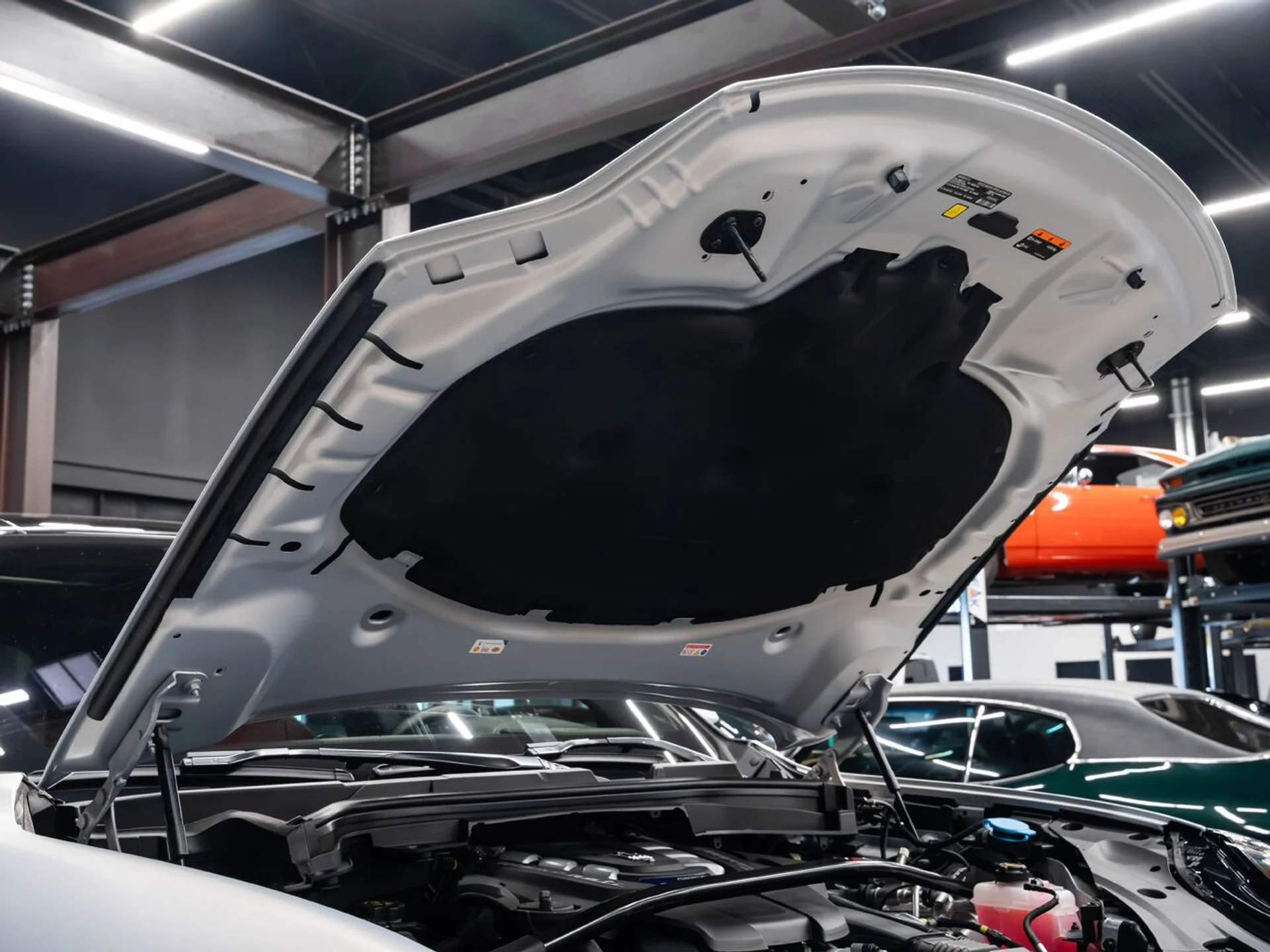 mph146_481226823_maserati_grecale_2024_41fa896cbd