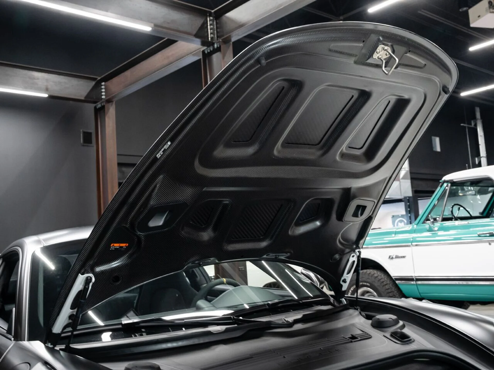 mph146_554341949_porsche_911_2019_bad52bf547