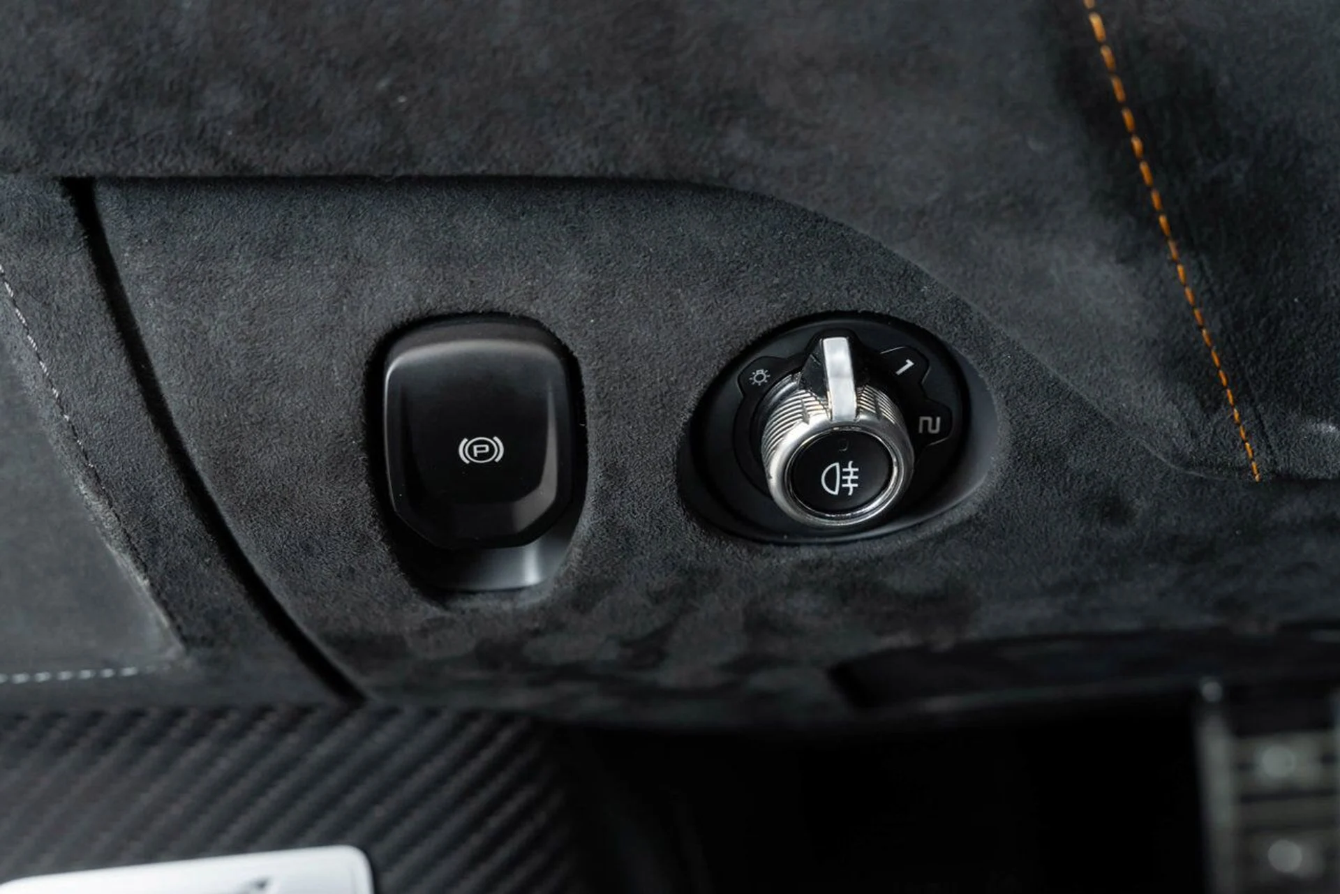 mph147_224297065_mclaren_765lt_2021_1ff70e83b2