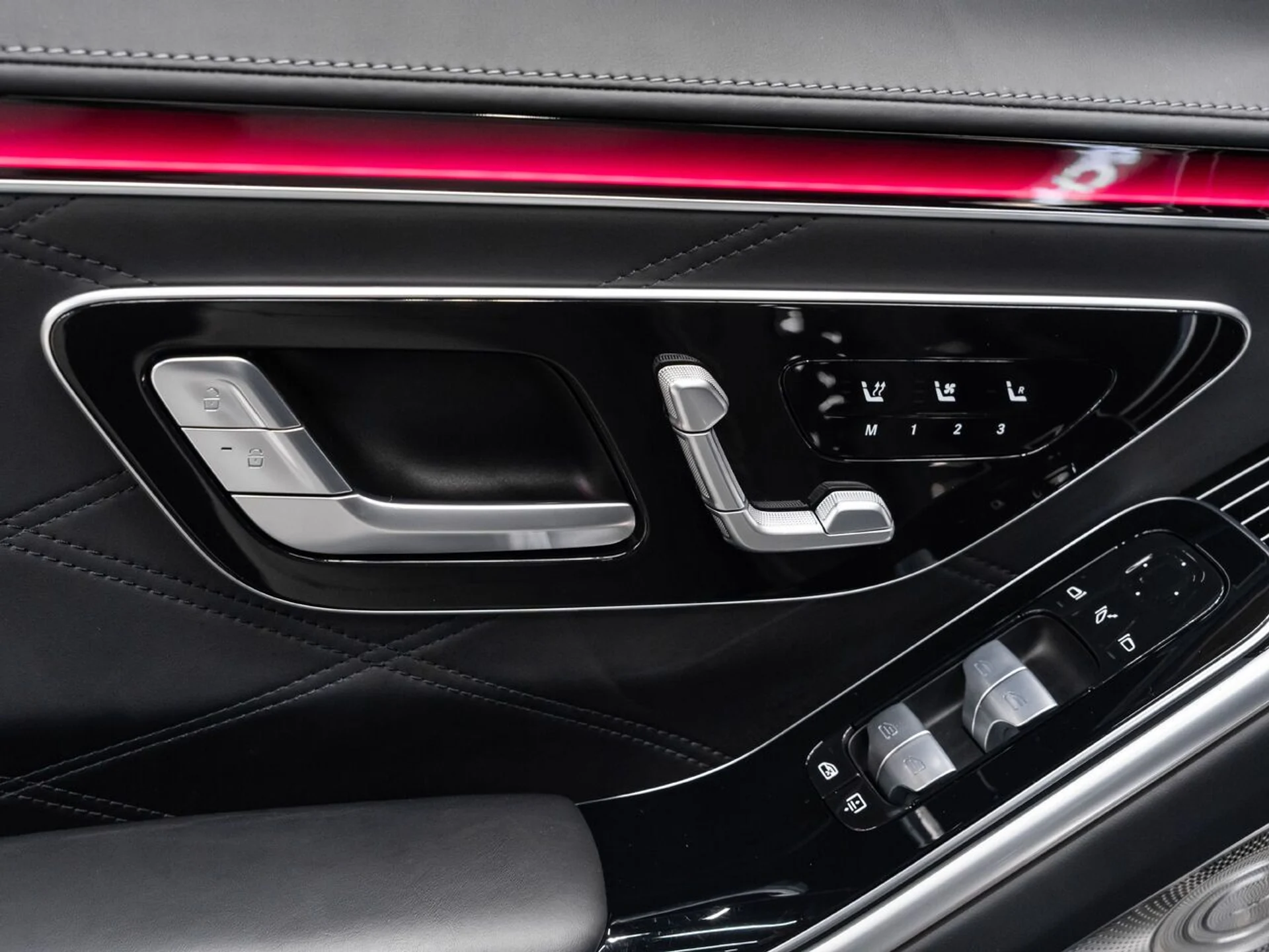 mph149_2159952054_mercedes_benz_s_class_2023_348b4eeaf3