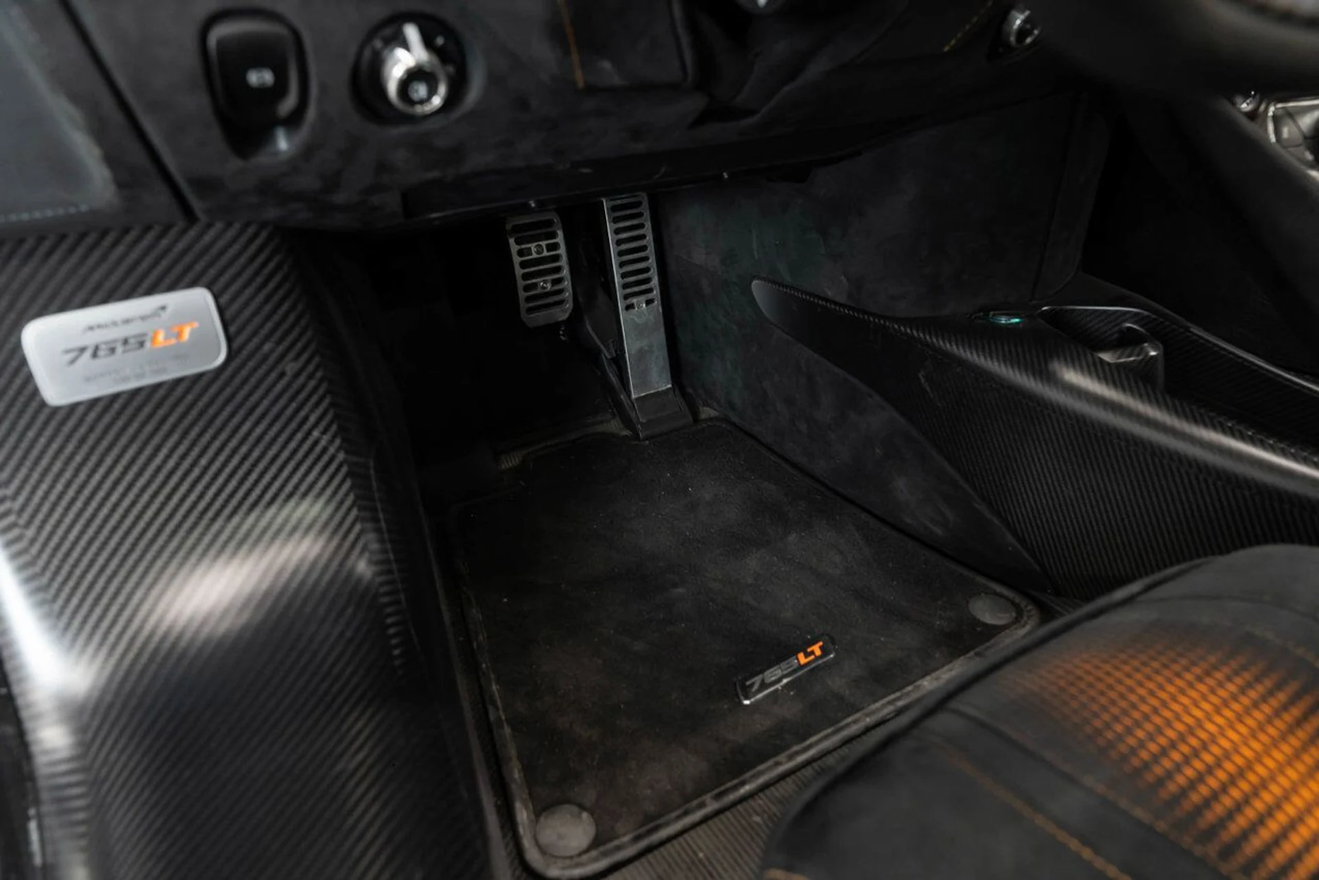 mph150_2858111755_mclaren_765lt_2021_6dfeac5bb2