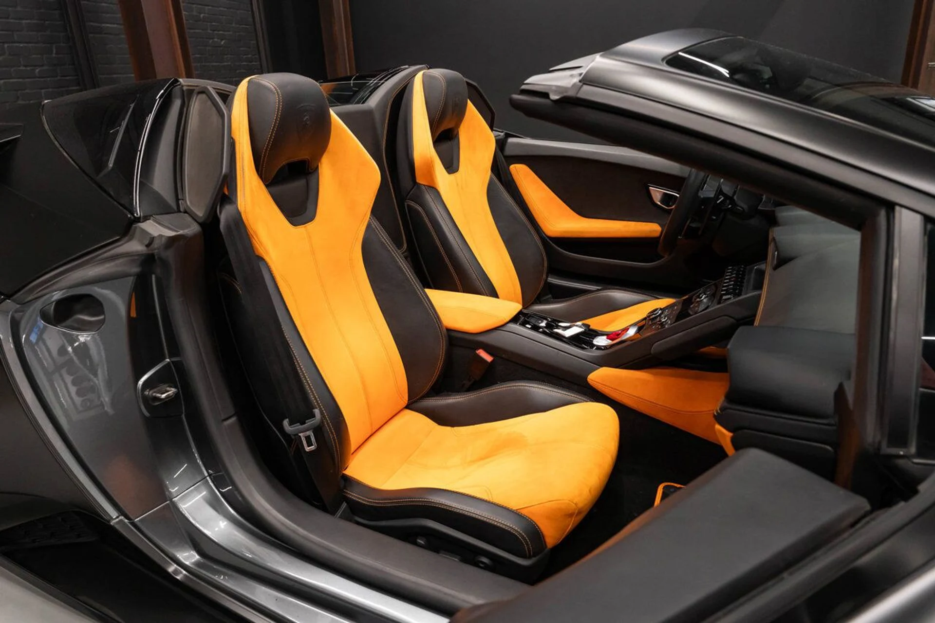 mph151_1530540710_lamborghini_huracan_2016_6bc90e7c69