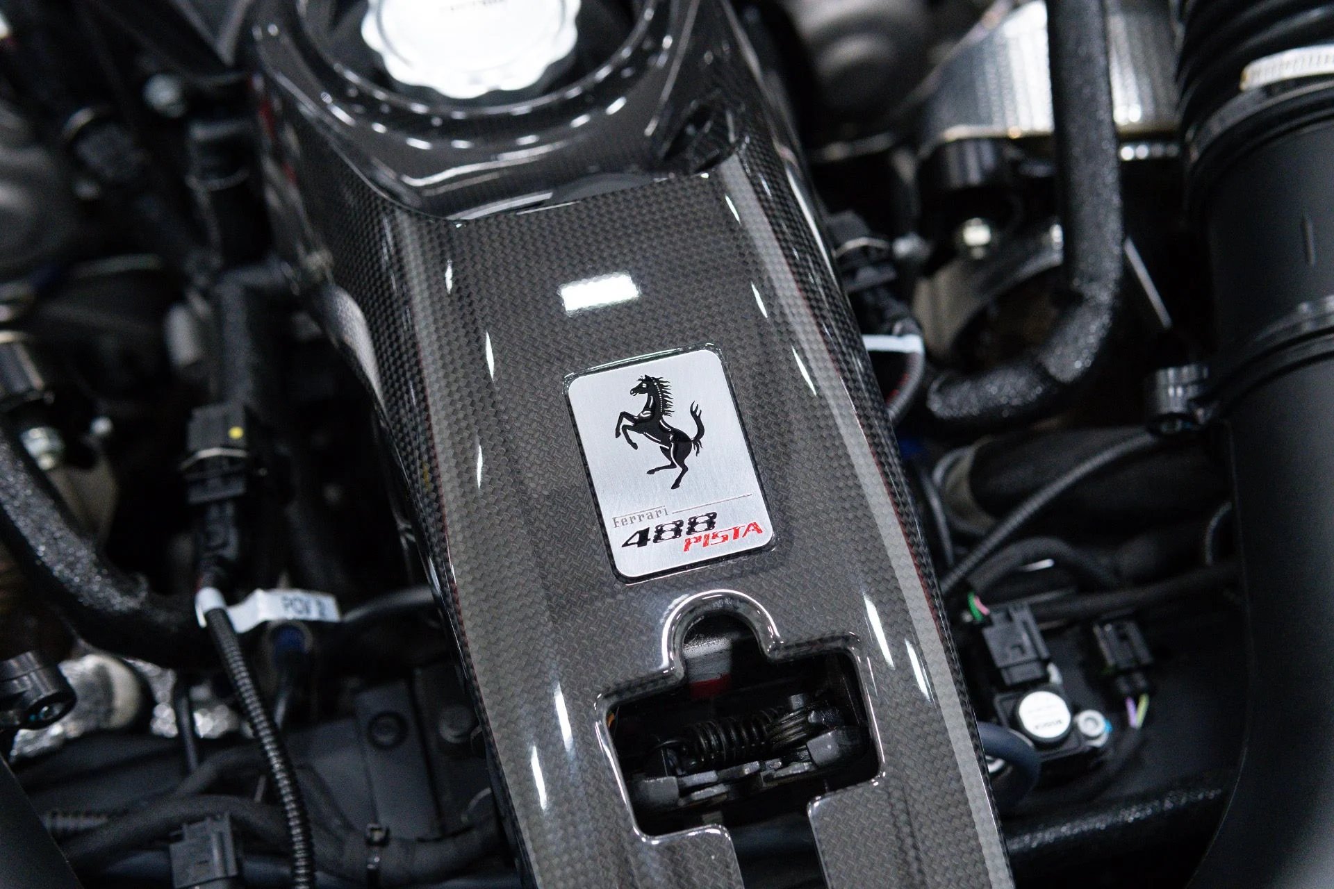 mph151_1540519972_Used_2020_Ferrari_488_Pista_1788470814_b6e2ef30f5