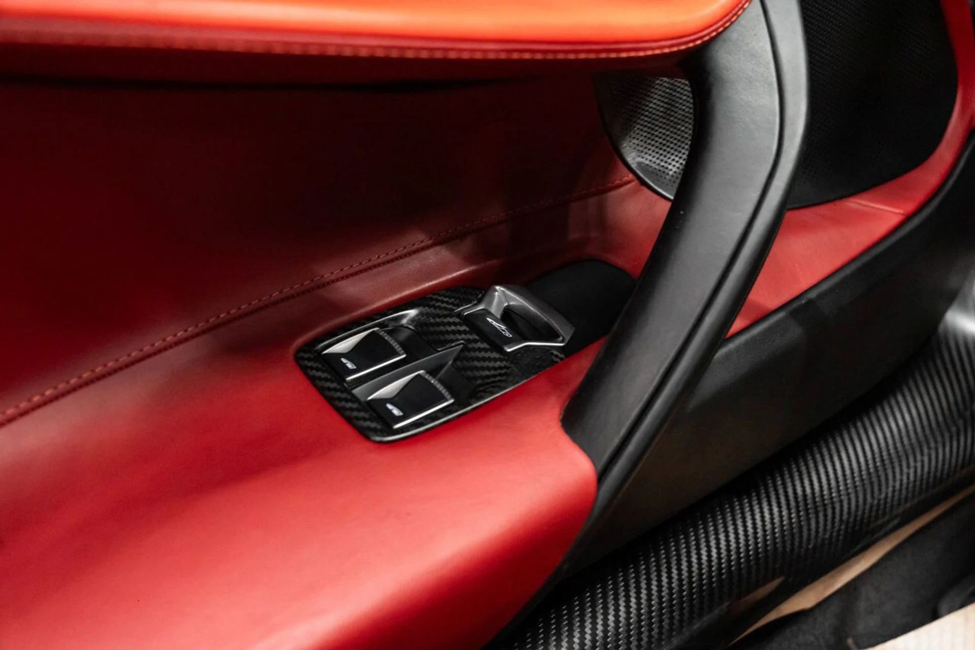 mph156_3653026102_mclaren_720s_2018_f18bdcc7dc