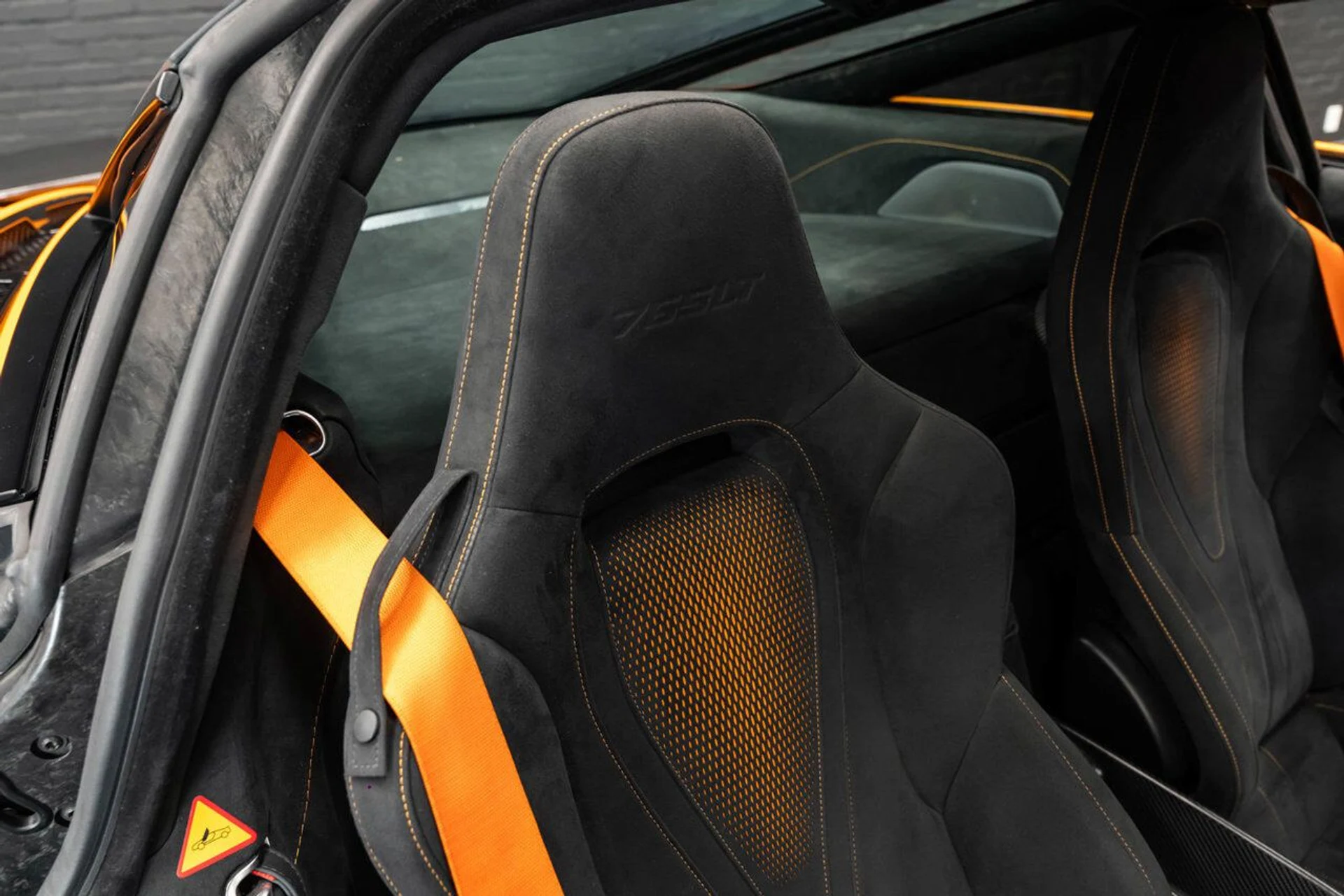 mph160_3770035514_mclaren_765lt_2021_85813bbd22