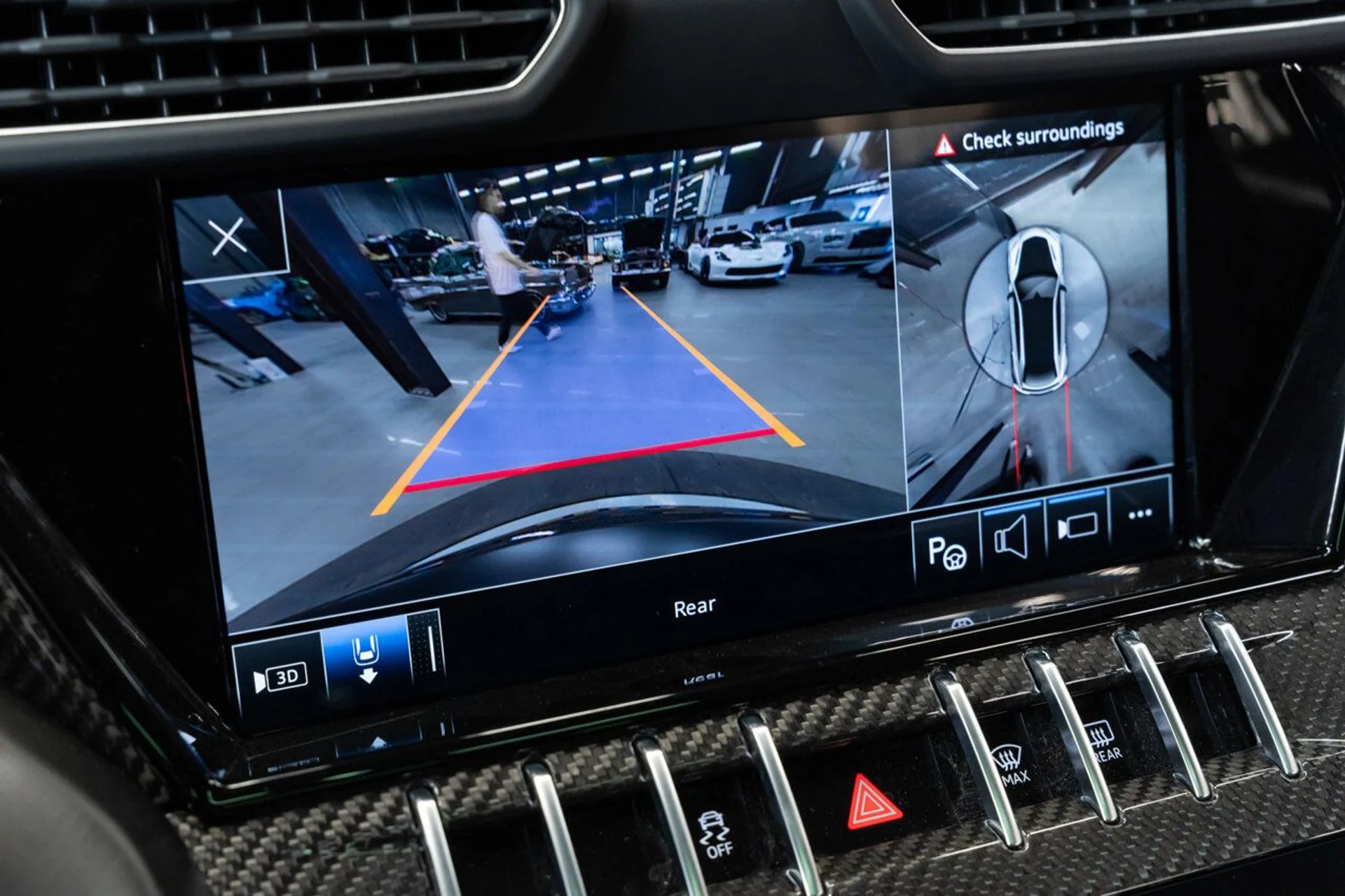 mph166_3900450103_lamborghini_urus_2023_0310ca8f1a