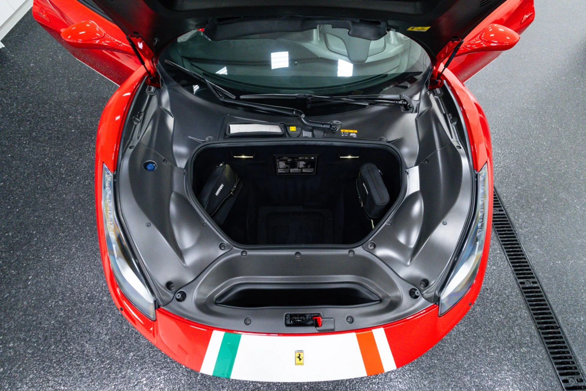 mph168_3563394579_Used_2020_Ferrari_488_Pista_1788470814_703f401f33
