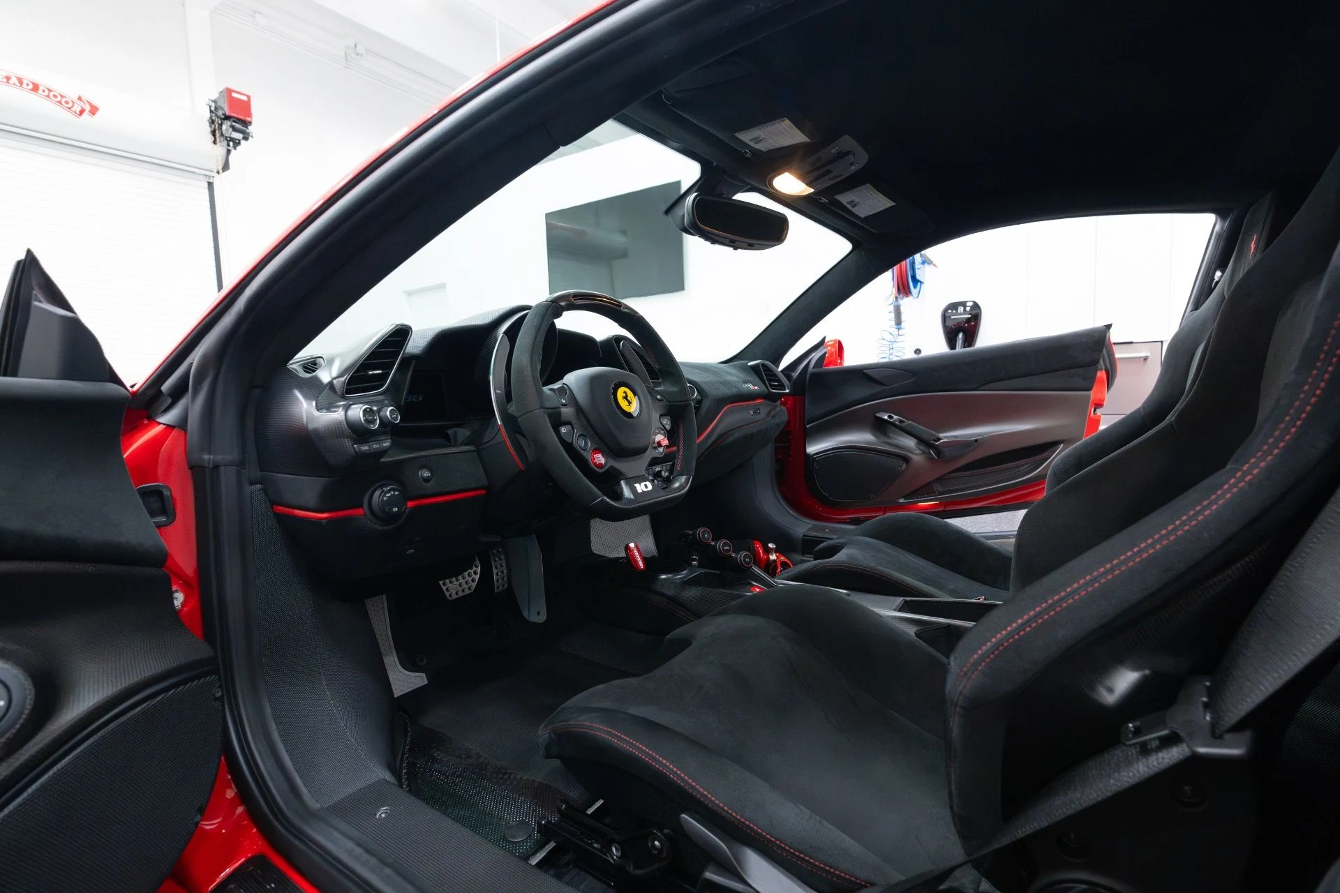 mph172_725087914_Used_2020_Ferrari_488_Pista_1788470814_aef68fa1de